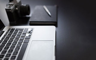 移动应用-鹈鹕高管回应交易霍勒迪：听报价不代表会做交易